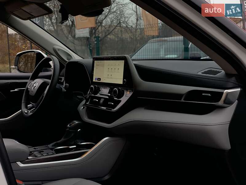 Внедорожник / Кроссовер Toyota Highlander 2024 в Бердичеве фото 38 Внедорожник / Кроссовер Toyota Highlander 2024 в Бердичеве
