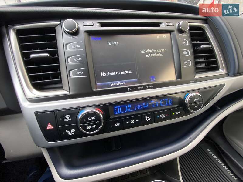 Внедорожник / Кроссовер Toyota Highlander 2018 в Киеве