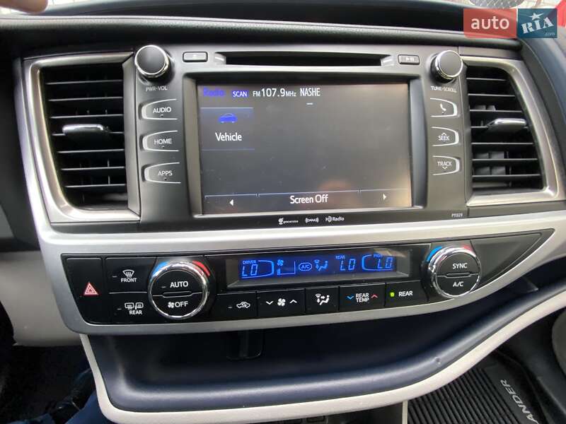 Внедорожник / Кроссовер Toyota Highlander 2018 в Киеве