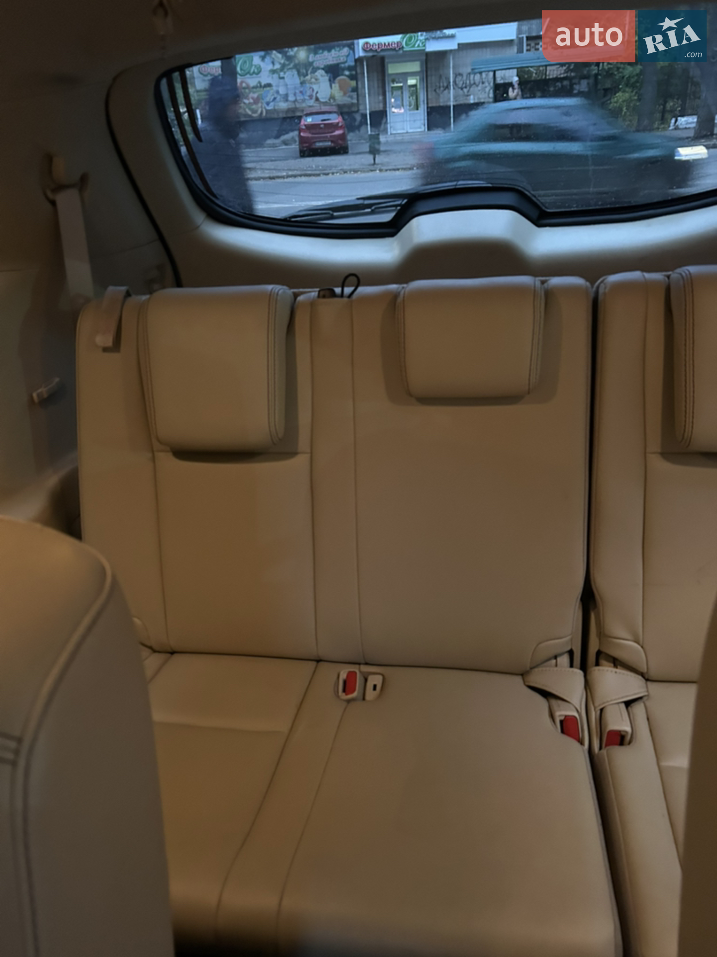 2017 Toyota Highlander - мініатюра 8