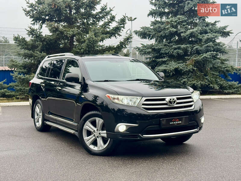 Позашляховик / Кросовер Toyota Highlander 2013 в Києві