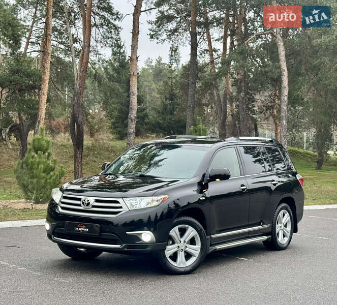 Позашляховик / Кросовер Toyota Highlander 2013 в Києві