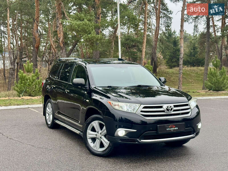 Позашляховик / Кросовер Toyota Highlander 2013 в Києві