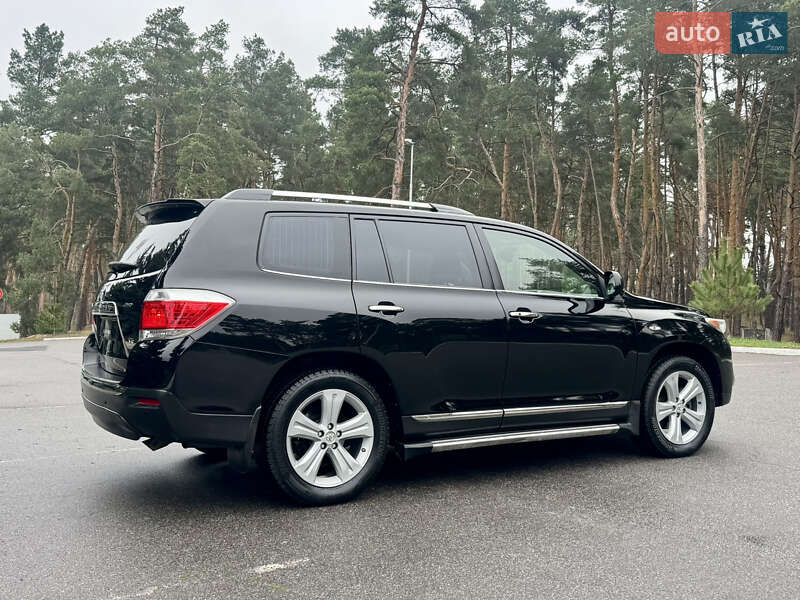 Позашляховик / Кросовер Toyota Highlander 2013 в Києві