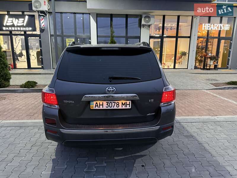 Внедорожник / Кроссовер Toyota Highlander 2011 в Киеве фото 13 Внедорожник / Кроссовер Toyota Highlander 2011 в Киеве