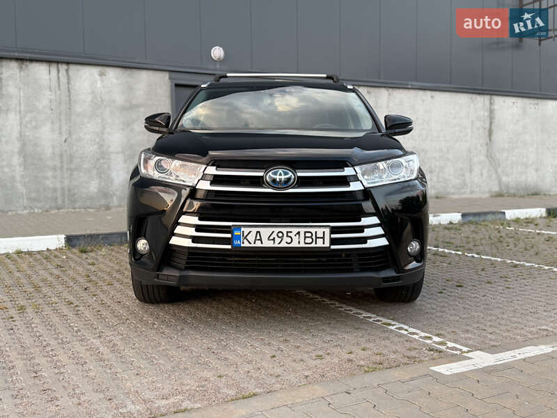 Внедорожник / Кроссовер Toyota Highlander 2017 в Киеве фото 2 Внедорожник / Кроссовер Toyota Highlander 2017 в Киеве