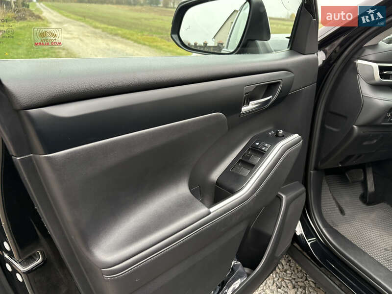 Внедорожник / Кроссовер Toyota Highlander 2020 в Луцке