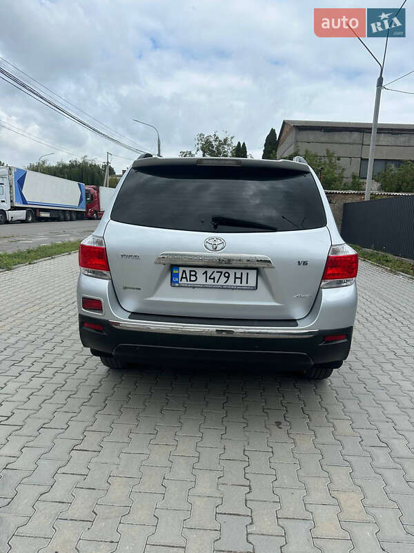 Позашляховик / Кросовер Toyota Highlander 2011 в Вінниці