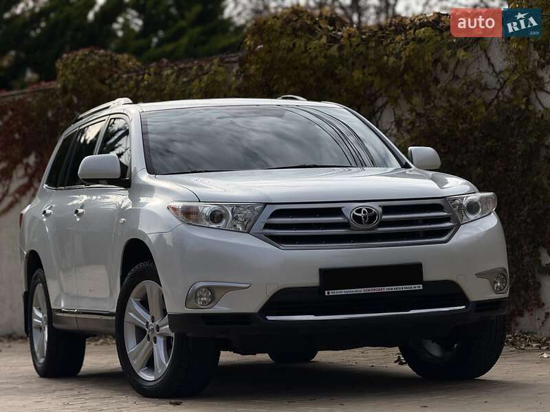 Внедорожник / Кроссовер Toyota Highlander 2011 в Одессе