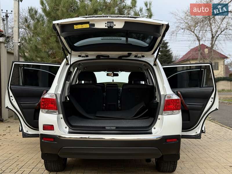 Внедорожник / Кроссовер Toyota Highlander 2011 в Одессе