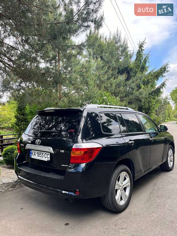 Позашляховик / Кросовер Toyota Highlander 2008 в Києві