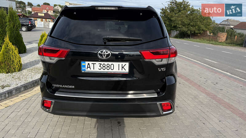Внедорожник / Кроссовер Toyota Highlander 2017 в Городенке фото 7 Внедорожник / Кроссовер Toyota Highlander 2017 в Городенке