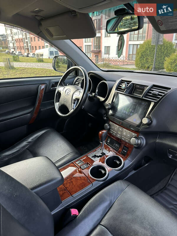 Внедорожник / Кроссовер Toyota Highlander 2011 в Ровно фото 32 Внедорожник / Кроссовер Toyota Highlander 2011 в Ровно