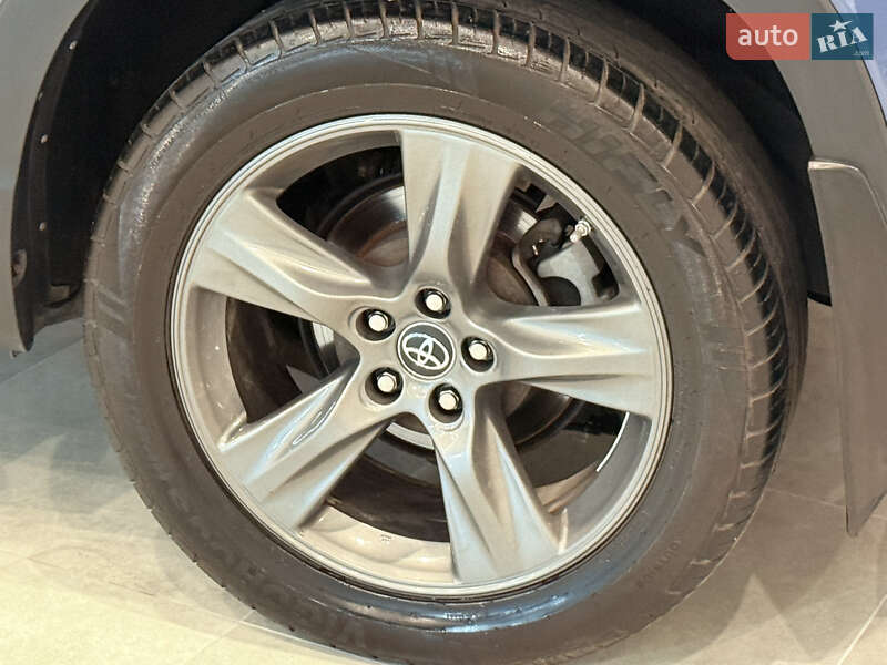 Внедорожник / Кроссовер Toyota Highlander 2016 в Одессе