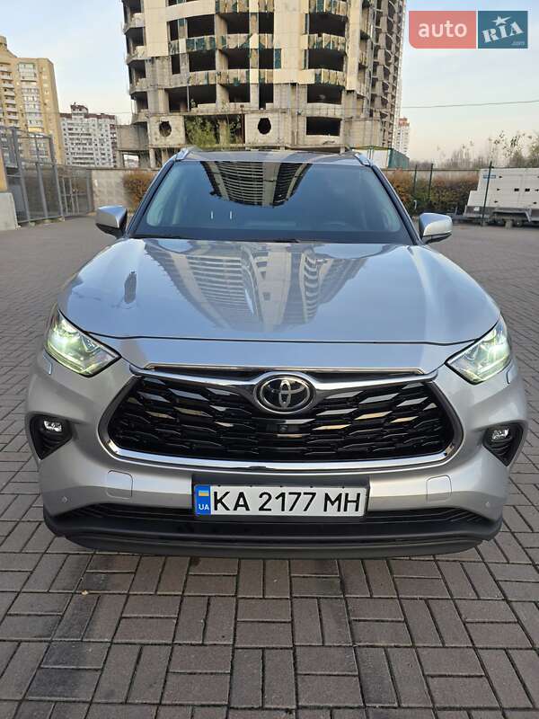 Внедорожник / Кроссовер Toyota Highlander 2022 в Киеве фото 12 Внедорожник / Кроссовер Toyota Highlander 2022 в Киеве