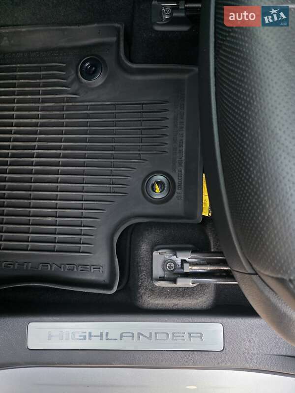 Внедорожник / Кроссовер Toyota Highlander 2022 в Киеве фото 23 Внедорожник / Кроссовер Toyota Highlander 2022 в Киеве