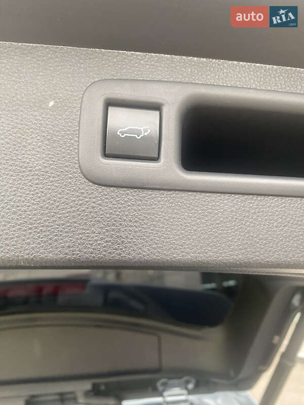 Внедорожник / Кроссовер Toyota Highlander 2022 в Киеве