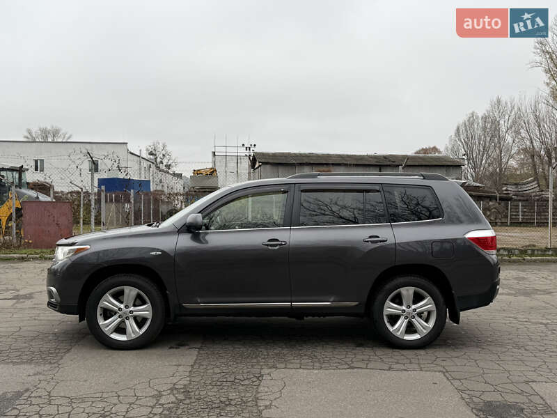 Внедорожник / Кроссовер Toyota Highlander 2012 в Киеве