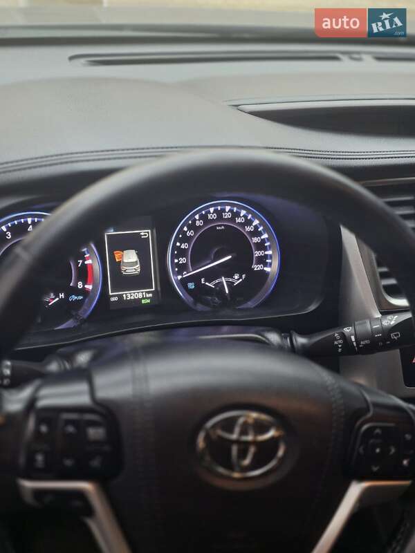 Внедорожник / Кроссовер Toyota Highlander 2019 в Белгороде-Днестровском