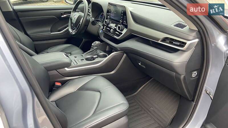 Позашляховик / Кросовер Toyota Highlander 2021 в Хмельницькому фото 6 Позашляховик / Кросовер Toyota Highlander 2021 в Хмельницькому