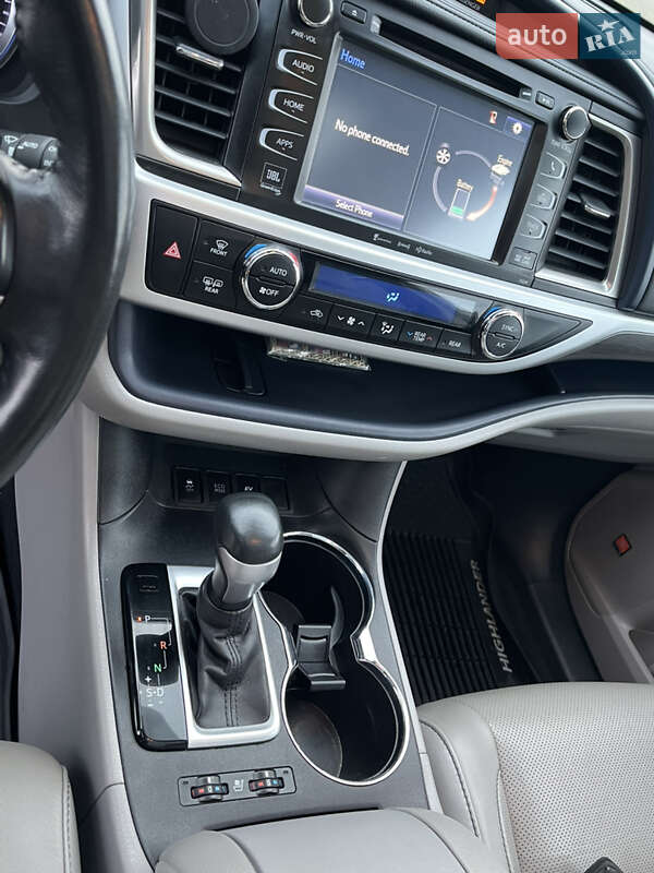 Позашляховик / Кросовер Toyota Highlander 2019 в Одесі фото 14 Позашляховик / Кросовер Toyota Highlander 2019 в Одесі