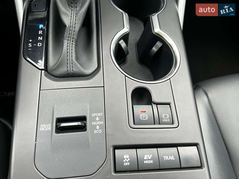 Внедорожник / Кроссовер Toyota Highlander 2020 в Киеве