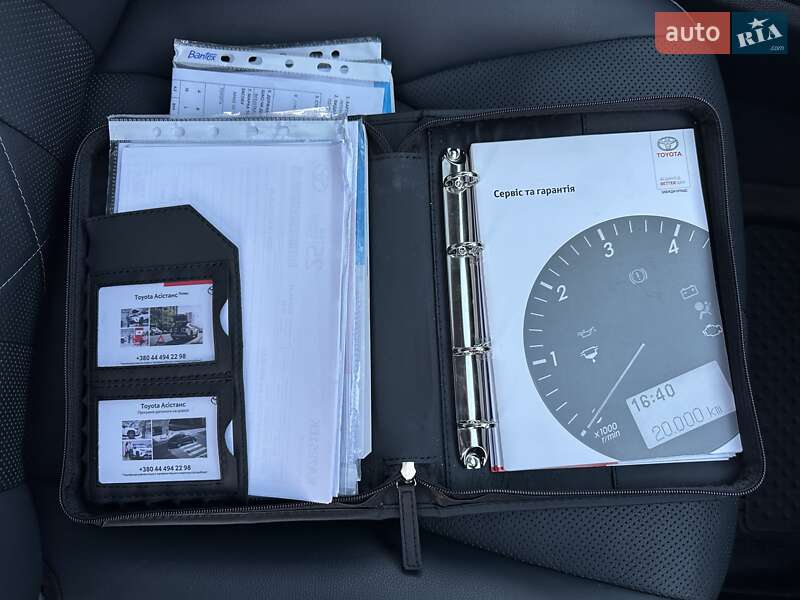 Внедорожник / Кроссовер Toyota Highlander 2021 в Киеве