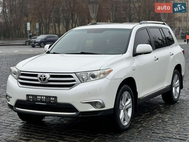 Внедорожник / Кроссовер Toyota Highlander 2012 в Харькове