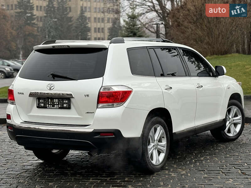 Внедорожник / Кроссовер Toyota Highlander 2012 в Харькове