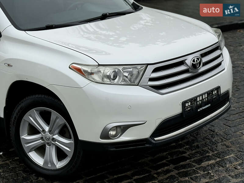 Внедорожник / Кроссовер Toyota Highlander 2012 в Харькове