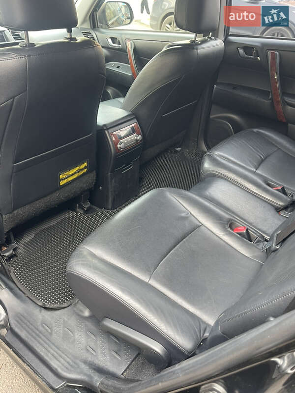 Внедорожник / Кроссовер Toyota Highlander 2011 в Днепре фото 12 Внедорожник / Кроссовер Toyota Highlander 2011 в Днепре