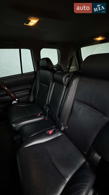 Позашляховик / Кросовер Toyota Highlander 2011 в Новомосковську