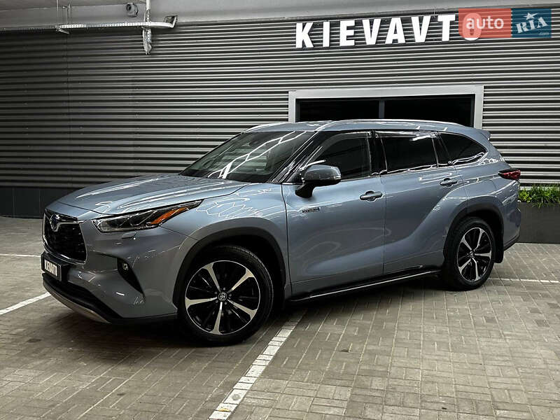 Внедорожник / Кроссовер Toyota Highlander 2020 в Киеве