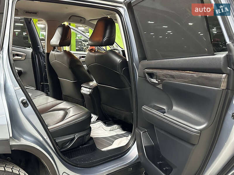 Внедорожник / Кроссовер Toyota Highlander 2020 в Киеве