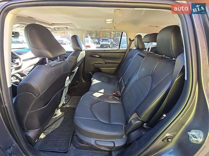 Внедорожник / Кроссовер Toyota Highlander 2020 в Львове фото 4 Внедорожник / Кроссовер Toyota Highlander 2020 в Львове