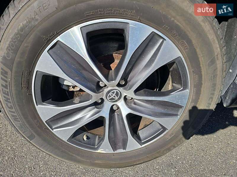 Внедорожник / Кроссовер Toyota Highlander 2020 в Львове фото 12 Внедорожник / Кроссовер Toyota Highlander 2020 в Львове