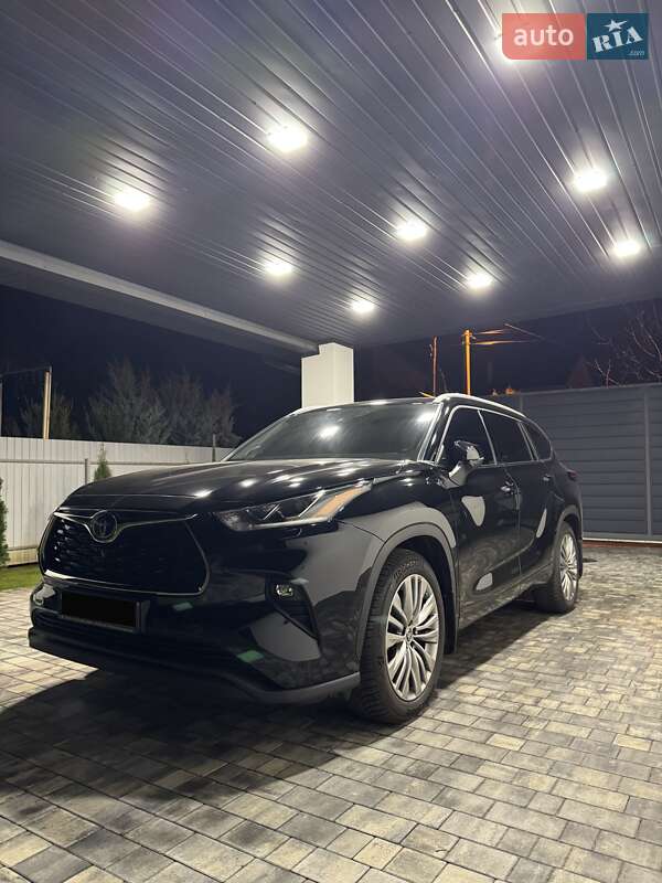 Toyota Highlander 2022