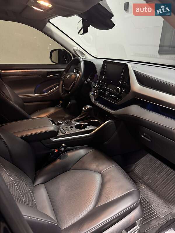 Внедорожник / Кроссовер Toyota Highlander 2022 в Виннице фото 29 Внедорожник / Кроссовер Toyota Highlander 2022 в Виннице