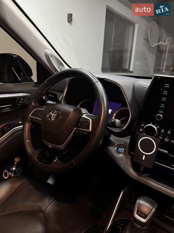 Внедорожник / Кроссовер Toyota Highlander 2022 в Виннице фото 25 Внедорожник / Кроссовер Toyota Highlander 2022 в Виннице