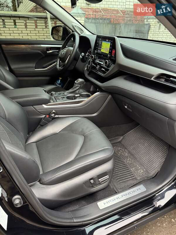 Внедорожник / Кроссовер Toyota Highlander 2022 в Виннице фото 31 Внедорожник / Кроссовер Toyota Highlander 2022 в Виннице