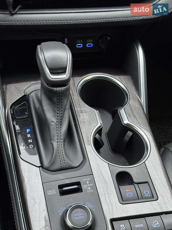 Внедорожник / Кроссовер Toyota Highlander 2022 в Виннице фото 35 Внедорожник / Кроссовер Toyota Highlander 2022 в Виннице