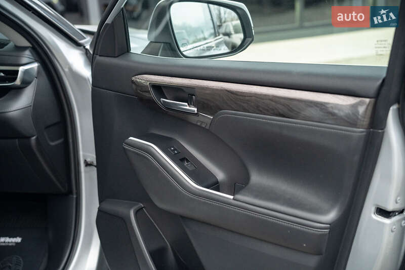 Внедорожник / Кроссовер Toyota Highlander 2021 в Черновцах фото 42 Внедорожник / Кроссовер Toyota Highlander 2021 в Черновцах