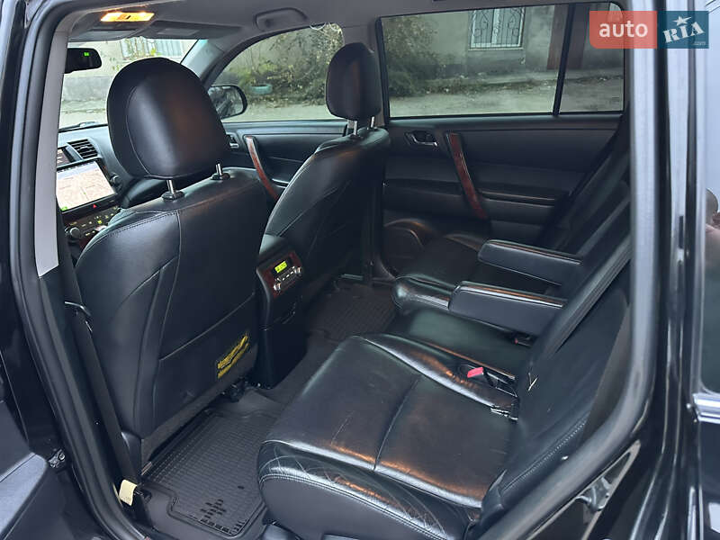 Внедорожник / Кроссовер Toyota Highlander 2010 в Николаеве фото 16 Внедорожник / Кроссовер Toyota Highlander 2010 в Николаеве