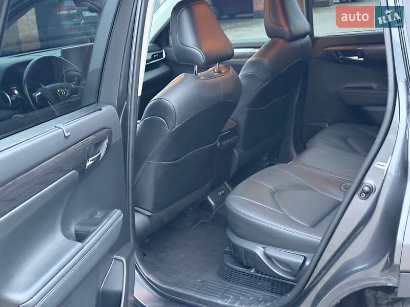 Позашляховик / Кросовер Toyota Highlander 2021 в Львові