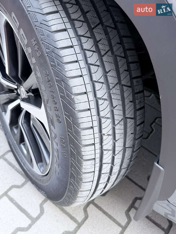 Внедорожник / Кроссовер Toyota Highlander 2021 в Киеве