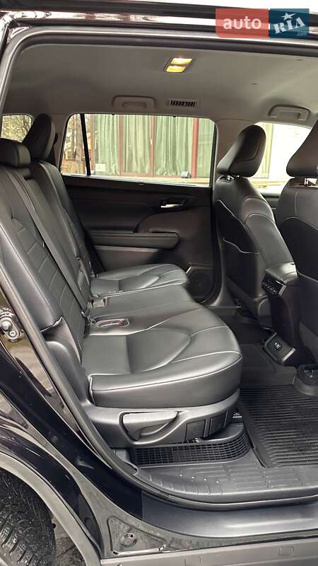 Внедорожник / Кроссовер Toyota Highlander 2021 в Киеве фото 11 Внедорожник / Кроссовер Toyota Highlander 2021 в Киеве