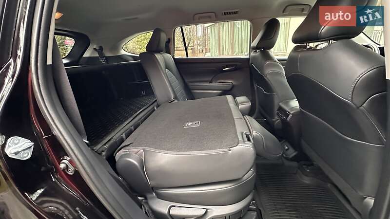 Внедорожник / Кроссовер Toyota Highlander 2021 в Киеве фото 13 Внедорожник / Кроссовер Toyota Highlander 2021 в Киеве