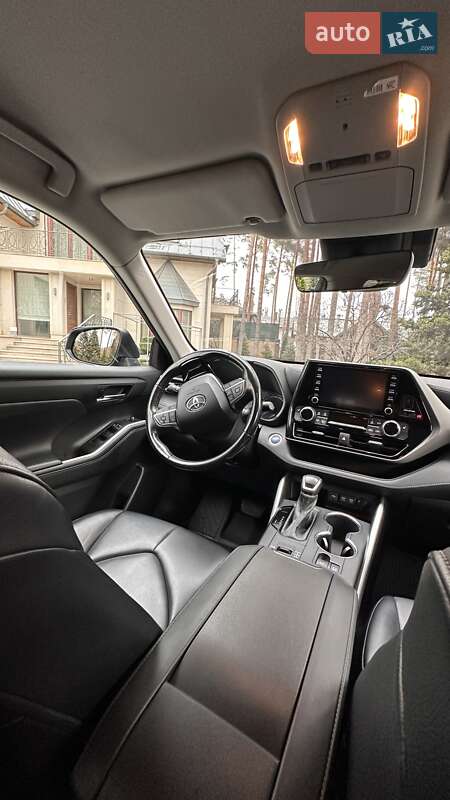 Внедорожник / Кроссовер Toyota Highlander 2021 в Киеве фото 15 Внедорожник / Кроссовер Toyota Highlander 2021 в Киеве