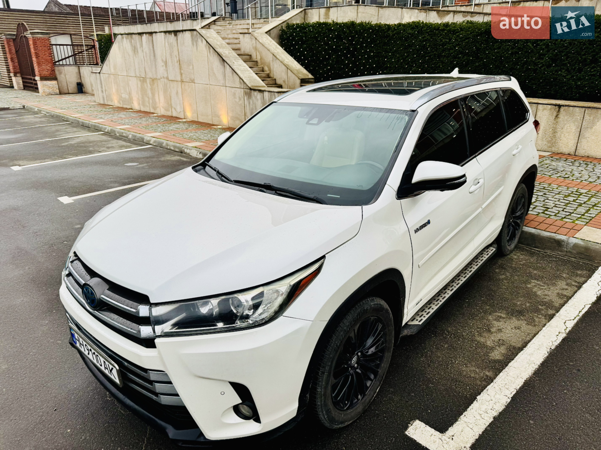 2017 Toyota Highlander - мініатюра 2