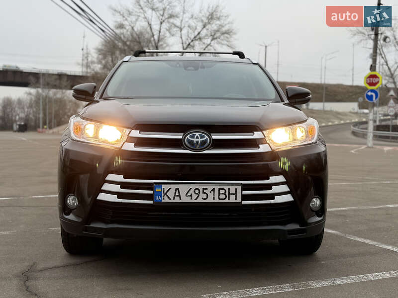 Toyota Highlander 2017